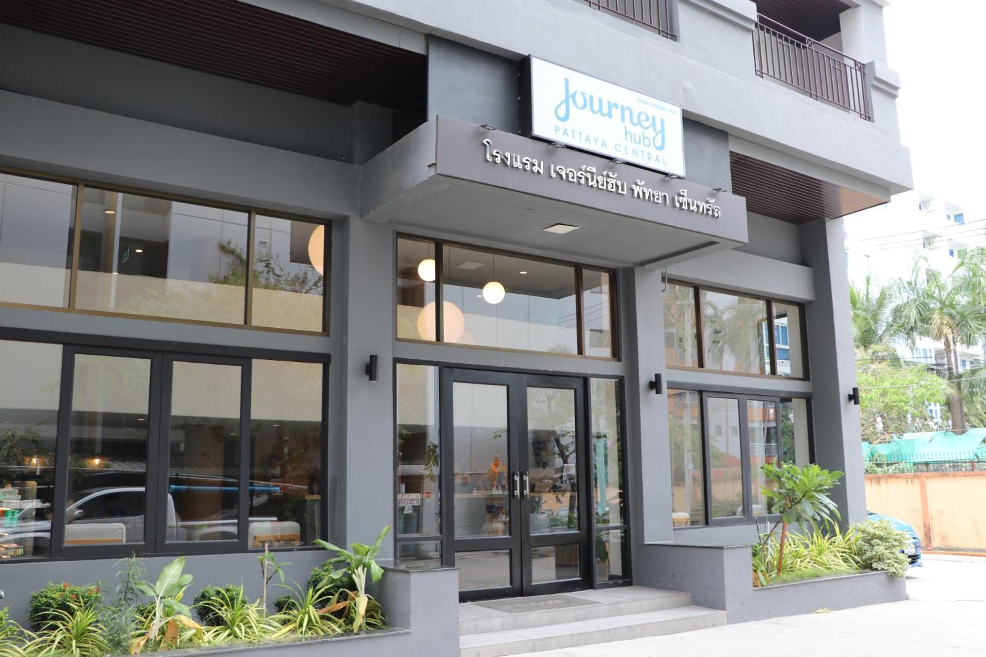 Journeyhub Pattaya Central Buitenkant foto